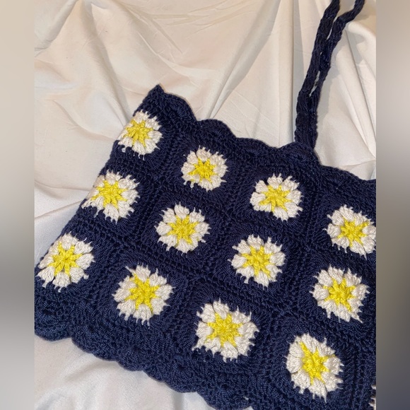 BP. Crotchet Floral bra top size L - Picture 6 of 6